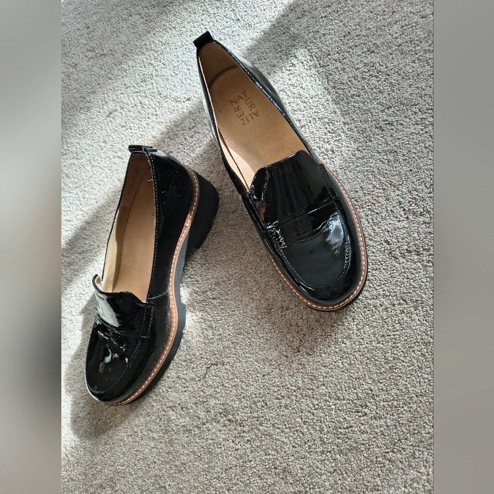 NIB Naturalizer Darry Black Patent Leather Platform Loafer 9 Wide